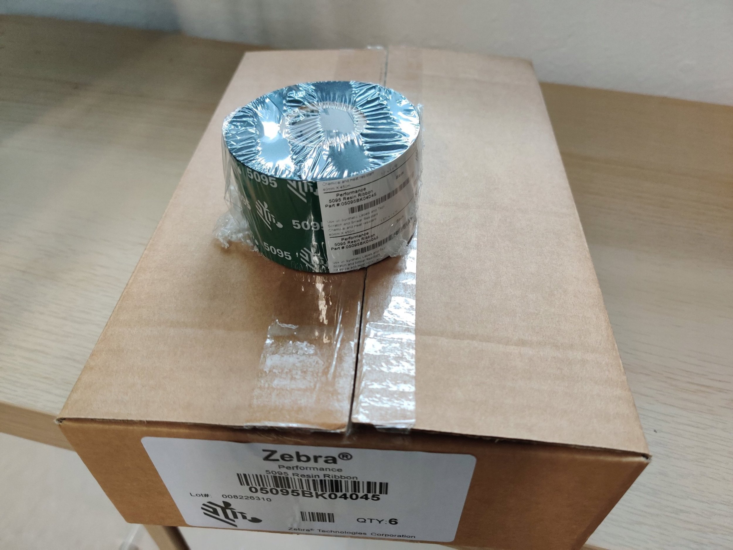 Shirit markues Zebra TTR 5095 Resin, 40mm, 450m, i zi