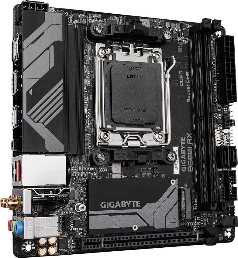 Матична плоча Gigabyte B650I AX, AMD B650, Socket AM5, 2 слота, Bluetooth, Wi-Fi 6, Mini ITX