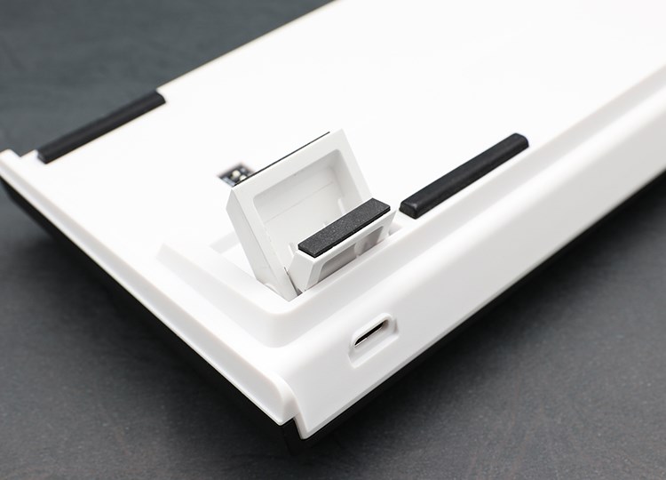 Tastierë lojërash Ducky One 2 SF, 65%, Cherry MX RGB Blue, e zezë