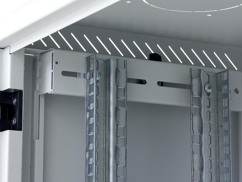 Kabinet Triton RUA-15-AS4-CAX-A1, 19'', 22 kg, i hirtë