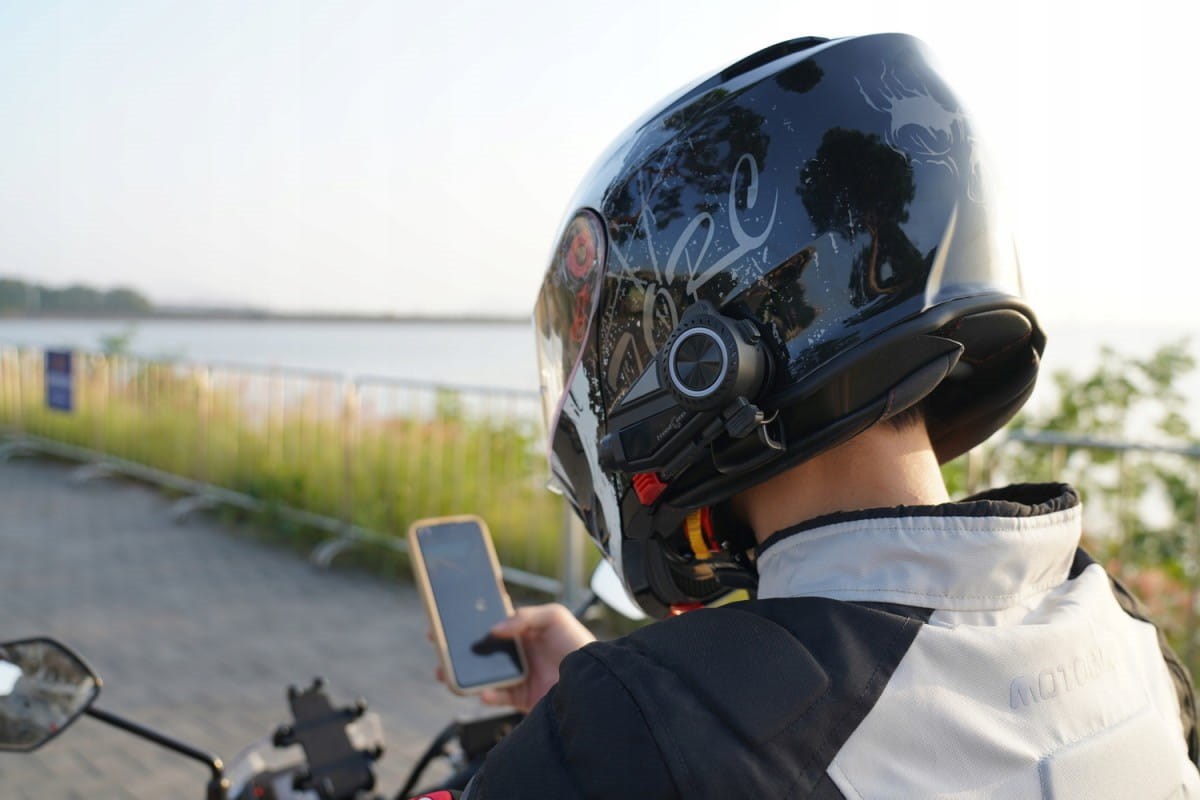 [OUTLET] Kufje FreedConn R3 MOTORBIKE INTERCOM, Bluetooth, të zeza