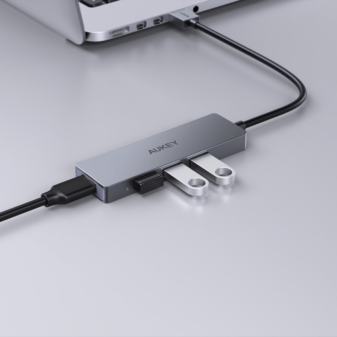 Приклучна станица USB-A Aukey CB-H3, 4 порти, 5Gbps, сребрена