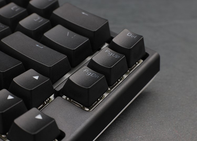 Tastierë Ducky One 2 SF, Cherry MX Black, RGB, e zezë