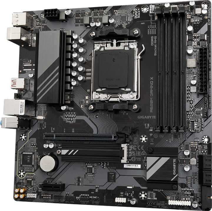 Pllakë amë GIGABYTE A620M GAMING X - AMD A620