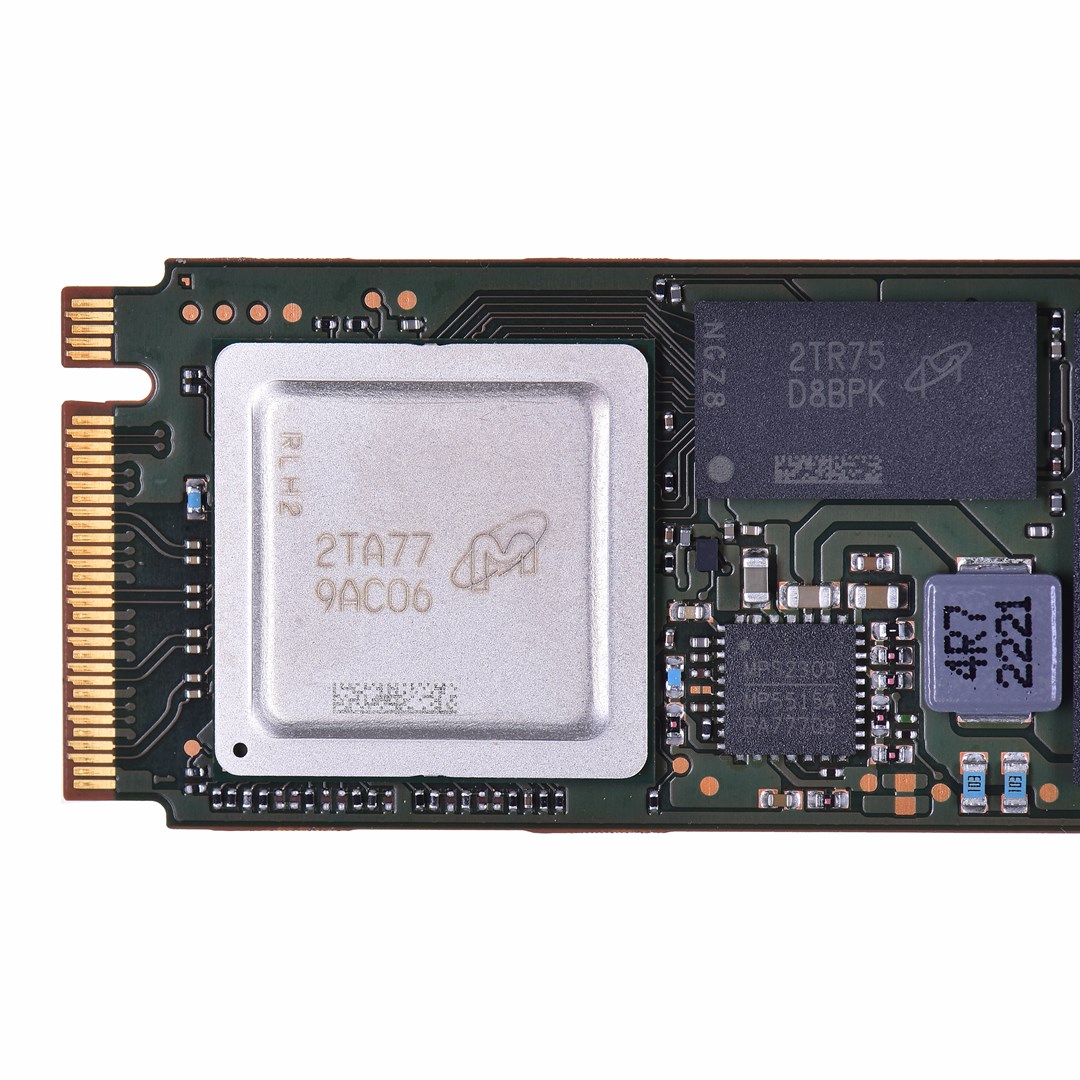 Disk SSD Micron 7450 PRO, 480GB, M.2 NVMe, e zezë