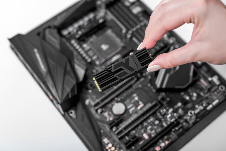 Disk GOODRAM IRDM PRO, M.2 - 4TB