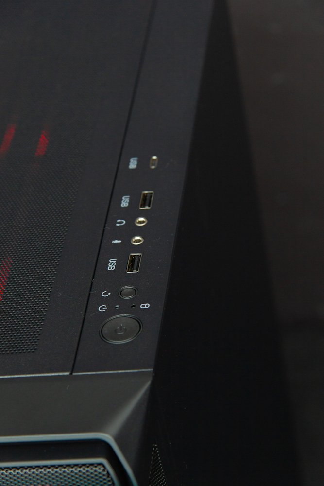 Kompjuter HAL3000 Alfa Gamer Pro Ti, AMD Ryzen 7 7800X3D, 32GB RAM DDR5, 2TB PCIe4 SSD, NVIDIA RTX 5070 Ti, i zi