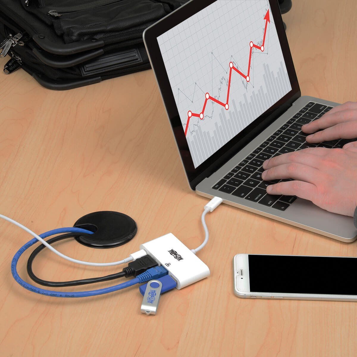 Stacion dokimi Eaton U444-06N-HGU-C, USB-C HDMI, Gigabit Ethernet, PD 60W, i bardhë