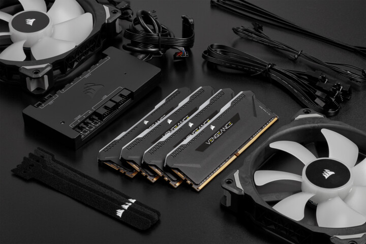 [OUTLET] Memorie RAM Corsair Vengeance RGB PRO SL 32GB (2x16GB) DDR4 3200 CL16, e zezë