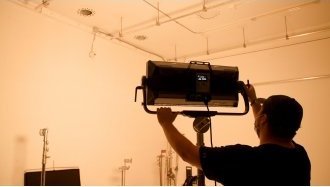 Panel LED studio Aputure Nova P600c, RGBWW, 2000K 10000K, i bardhë