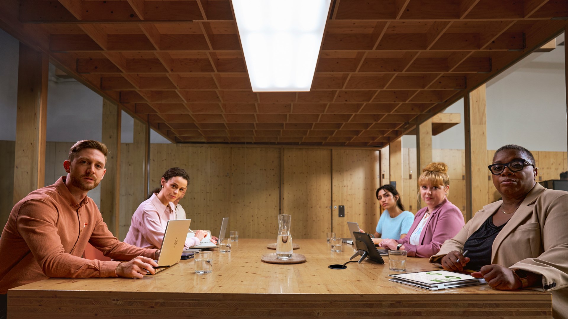 Laptop HP EliteBook 650, 15.6", Intel i7-1355U, 16 GB RAM, 512 GB SSD, i argjendtë