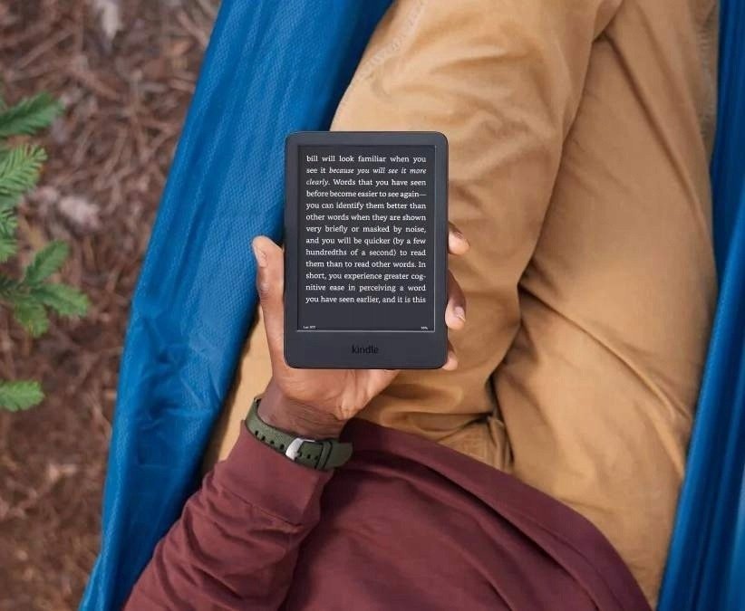 Електронски читач Amazon Kindle 2024 Edition, 6\", 16GB, зелена Matcha