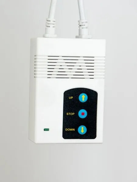 Tabelë elektrike për projektor Aveli 118", 240x180 (4:3)