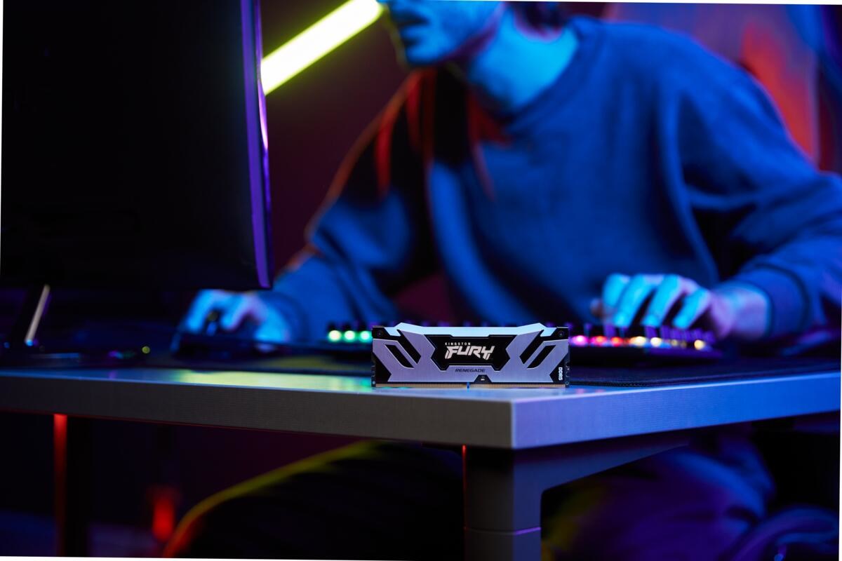 Memorie RAM Kingston FURY 32GB 6400MT/s DDR5 CL32 DIMM (2 x 16 GB) Renegade RGB