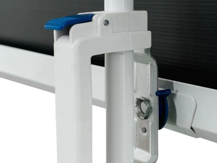 Tabelë projeksioni me tripod Aveli 86", 175x131cm (4:3)