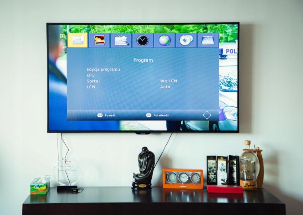 Dekoder tokësor Blow 7000FHD Mini, DVB T2 HEVC, Full HD, i zi