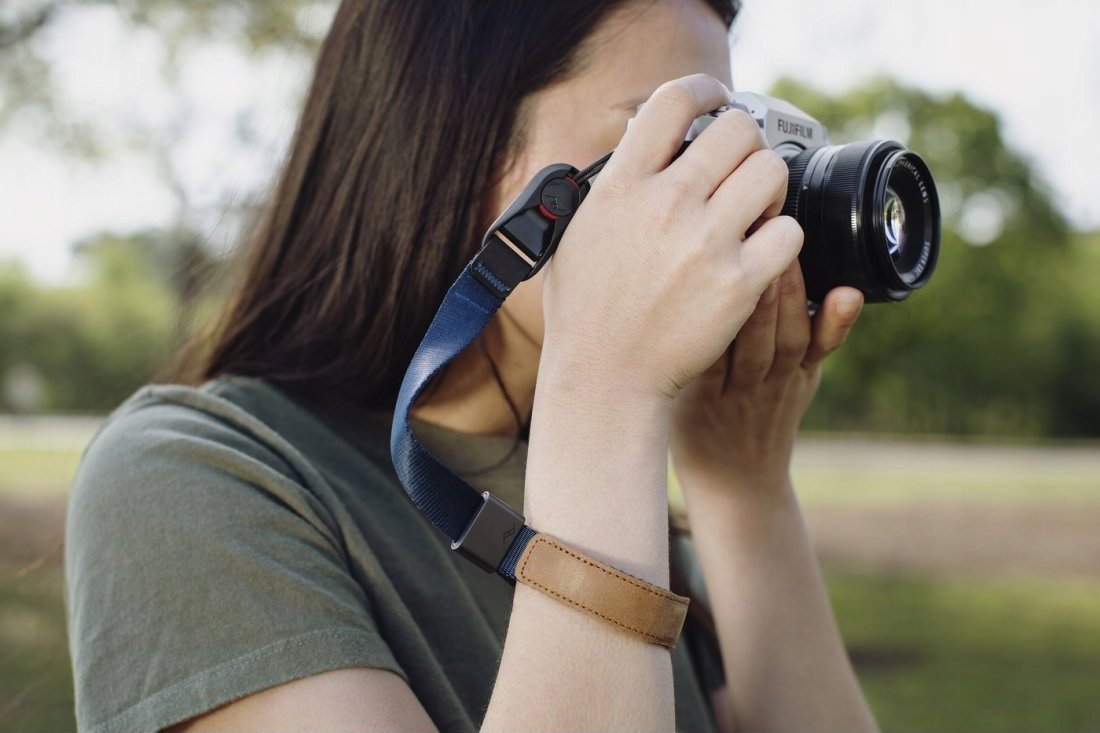 Rrip dore për kamerë Peak Design Cuff, universal, Midnight, i kaltër i errët