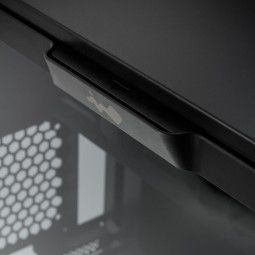 Kasë In Win 303, Midi Tower