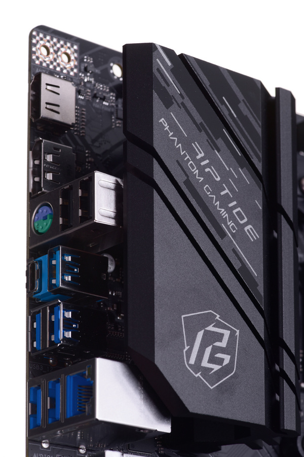 Pllakë amë Asrock B550M PG Riptide