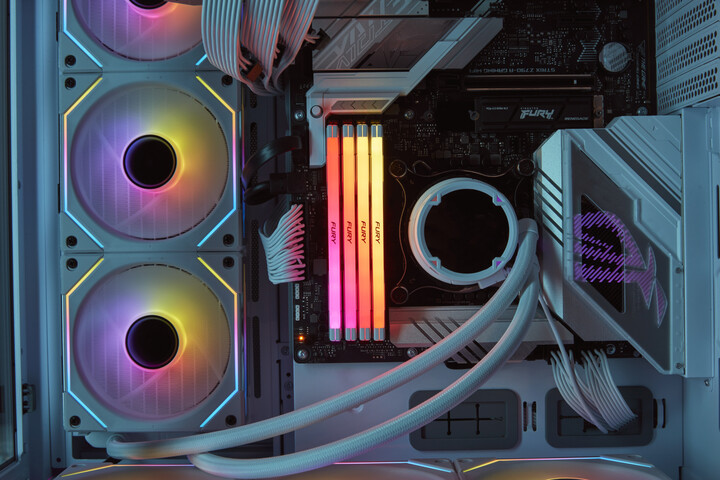 Modul i memories Kingston FURY Renegade RGB White 32GB DDR5 6000 CL32