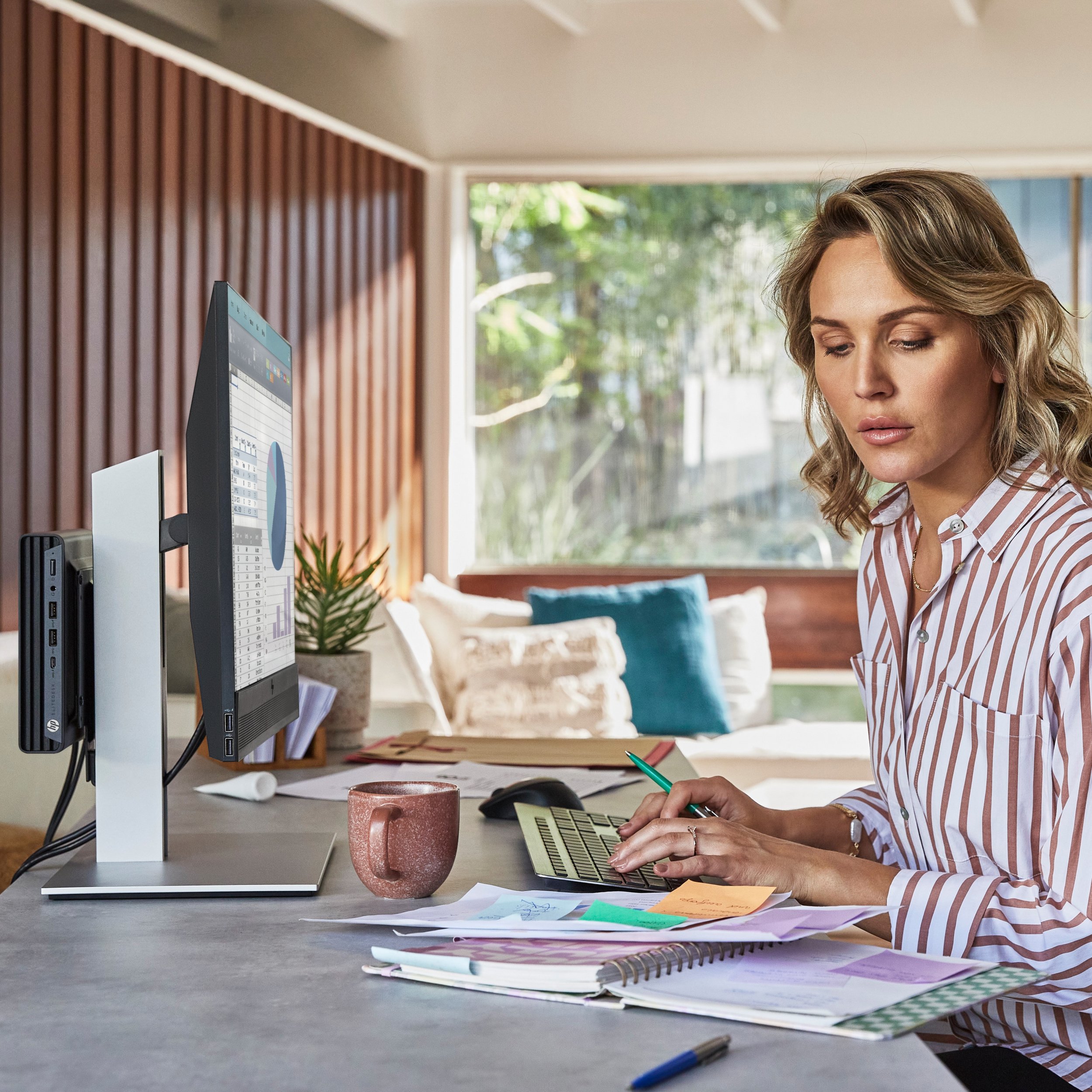 Kompjuter desktop HP Elite Mini 800 G9, Intel Core, kompakt, i zi