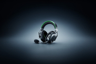 Слушалки за гејминг Razer BlackShark V3 Pro, безжични и со кабел, USB, Bluetooth, црни