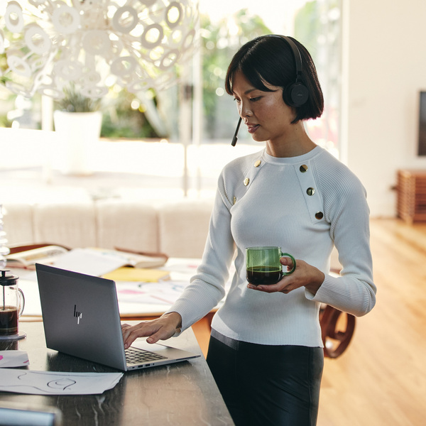 Laptop HP EliteBook 845 G8, 14'', AMD Ryzen 5600U, 8GB RAM, 512GB SSD, AMD Radeon Graphics, i argjendtë