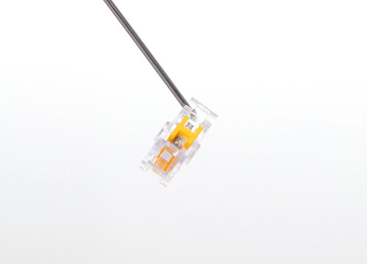 Tastierë lojërash Ducky One 3 Aura SF, RGB LED, Cherry MX Silent Red, e zezë 
