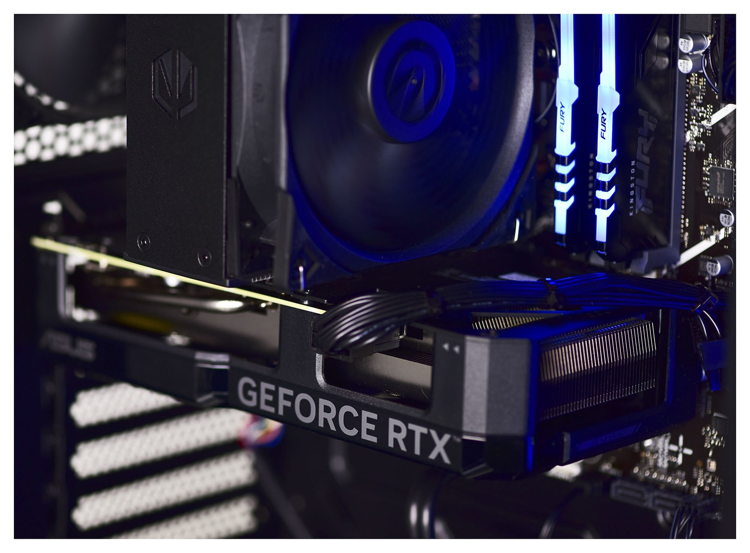 Kompjuter Actina, AMD Ryzen 5 5600, 16GB RAM, 1TB SSD, GeForce RTX 3060, i zi