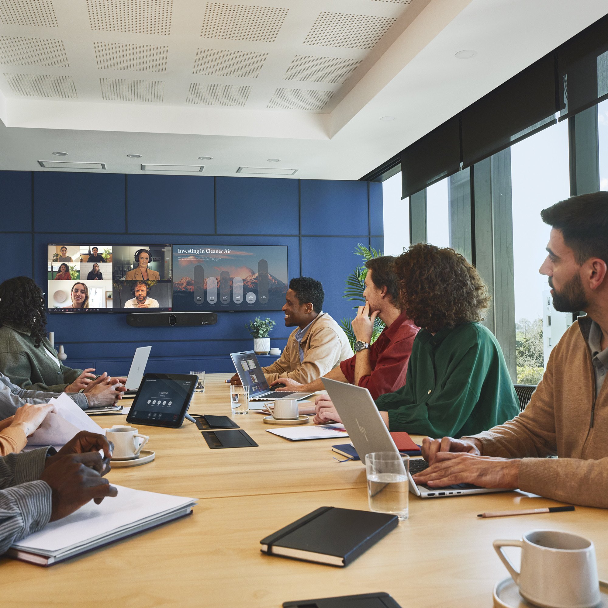 Видео бар Poly Studio X72, 4K Ultra HD, all in one, црна