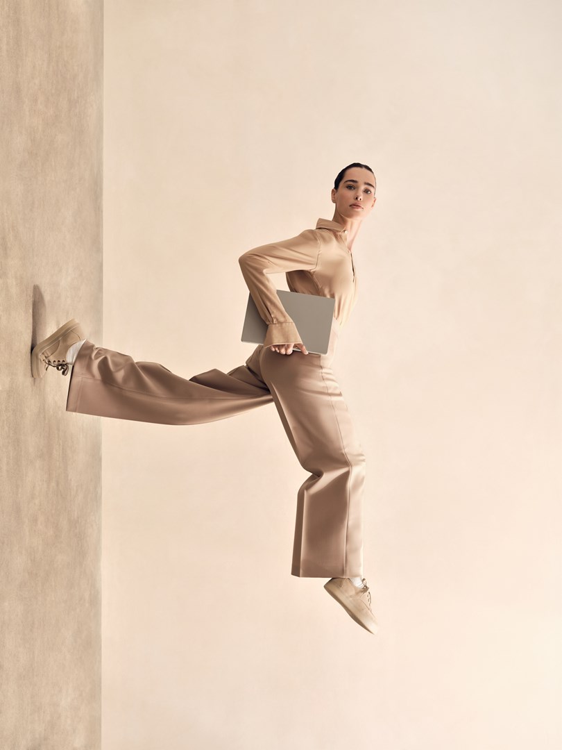 Laptop Asus Zenbook A14 OLED UX3407RA, 14", Snapdragon X Elite X1E-78-100, 32GB RAM, 1TB SSD, bezhë