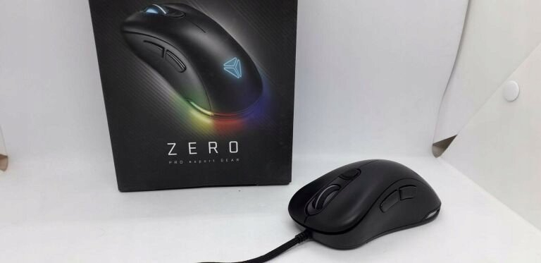 Maus gaming YENKEE Zero YMS 3000 E-Sport PRO, 12000 DPI, RGB, me kabllo