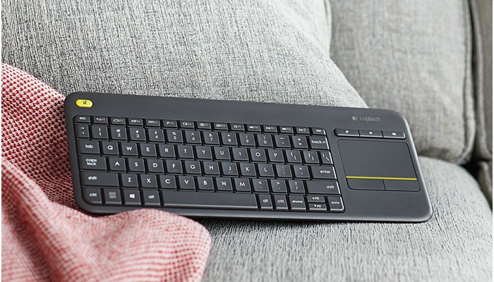 Тастатура со тачпад Logitech K400+, QWERTY, USB безжична, црна
