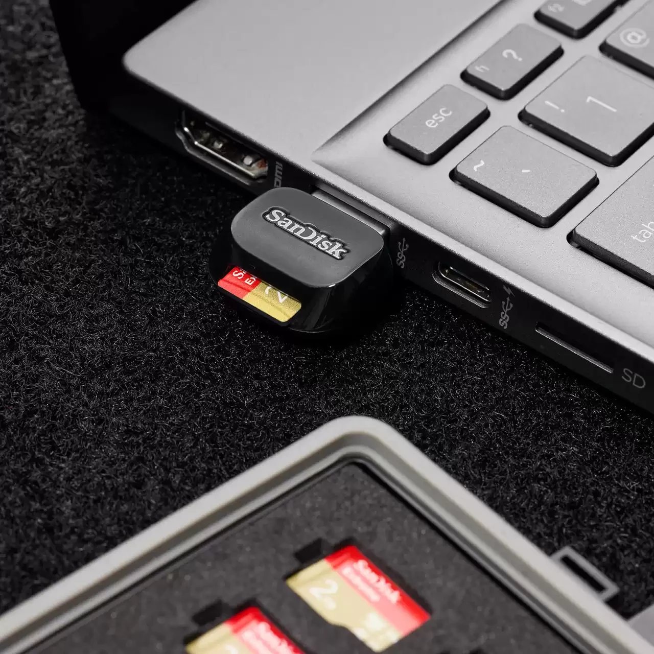 Lexues karte SanDisk SDDR-B731, USB 3.2 Gen 1, Type A, i zi