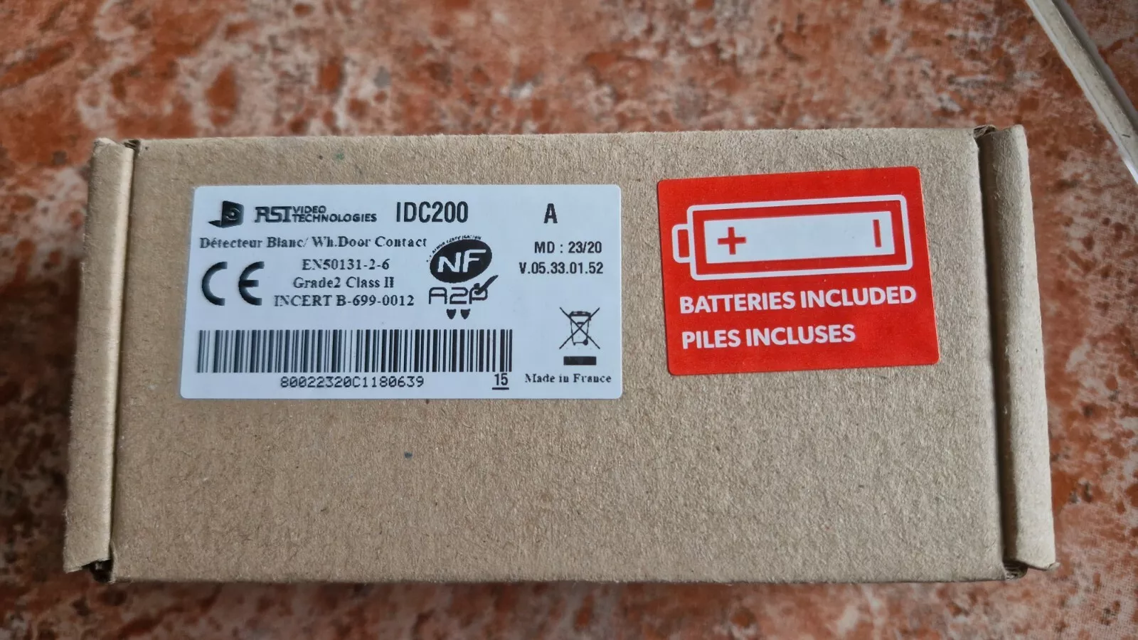 Senzor alarmi pa tela RSI Videofied IDC200, për derë dhe dritare, i bardhë