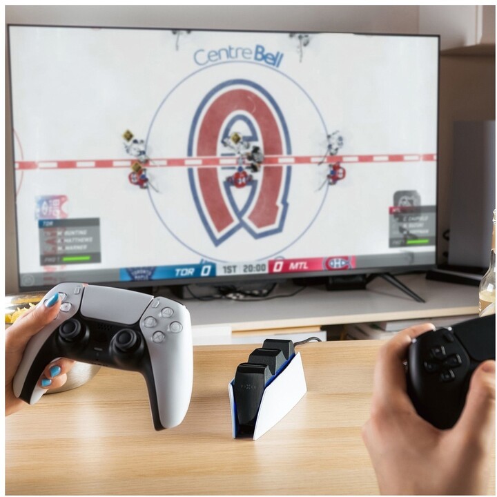Stacion karikimi FIXED për dy kontrollues DualSense PlayStation 5 wireless, i zi / bardhë