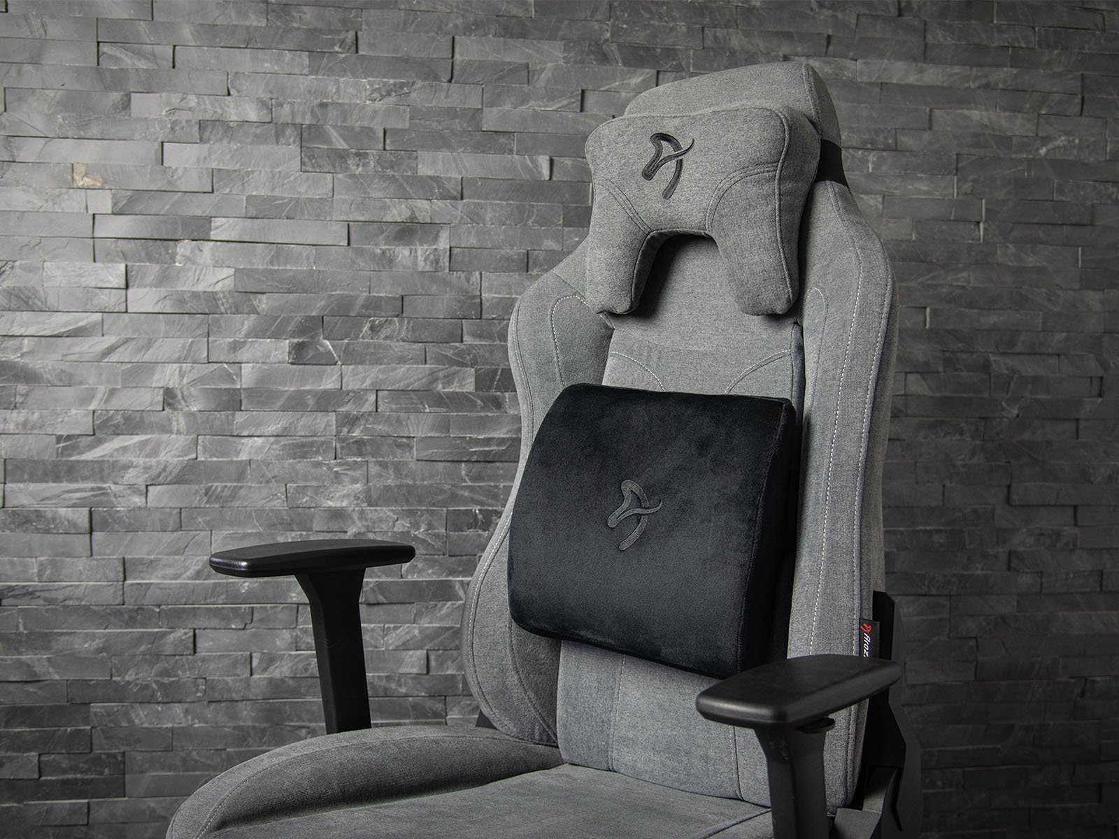 Jastëk mbështetës Arozzi Lumbar Support, shkumë memory, velur, i zi