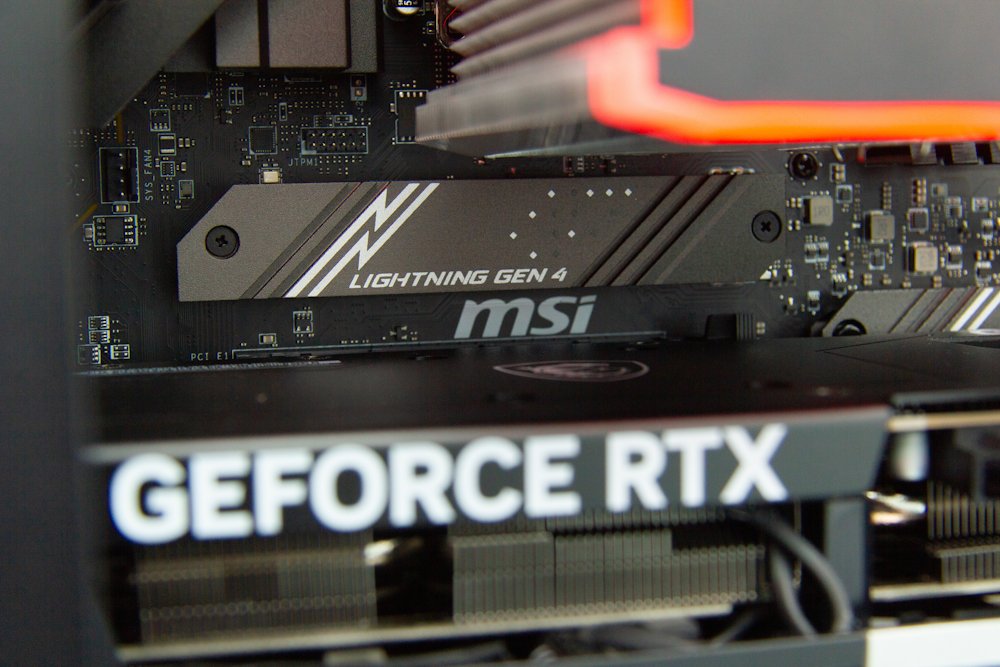 Kompjuter HAL3000 Alfa Gamer Pro Ti, AMD Ryzen 7 7800X3D, 32GB RAM DDR5, 2TB PCIe4 SSD, NVIDIA RTX 5070 Ti, i zi