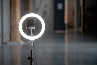 Dritë unazore LED Newell RL-10A, 10", me tripod, e bardhë