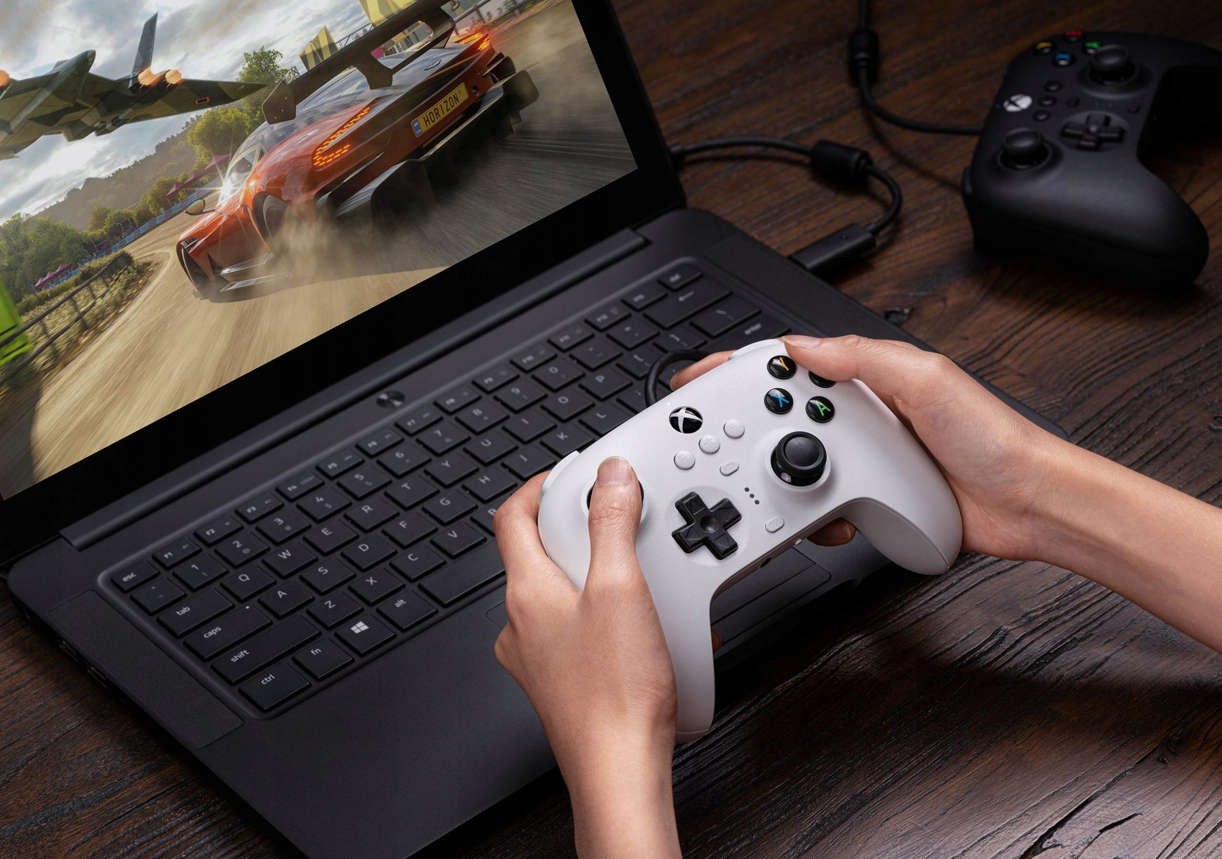 Контролер 8BitDo Ultimate, со кабел, Hall Effect, за Xbox и PC, црн