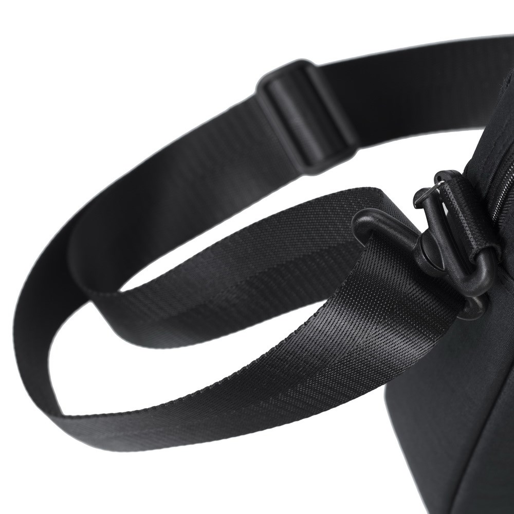 Çantë laptopi RivaCase ECO 8335, 15.6", e zezë