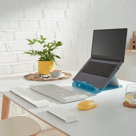 Jastëk ergonomik për tastierë Leitz Cosy Adjustable, i rregullueshëm, për kyçe duarsh, gri e çelët