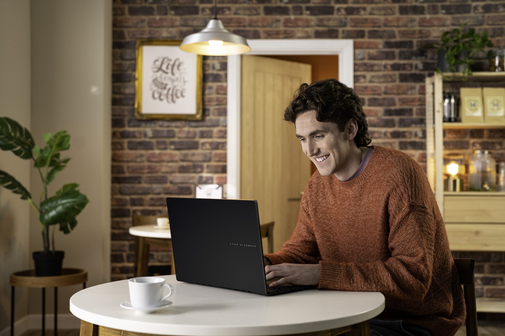 Laptop ASUS Vivobook S, 16", Intel 155H, 32 GB RAM, 1 TB SSD, i kaltër