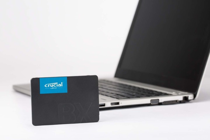 Disk Crucial BX500, 2.5" - 500GB
