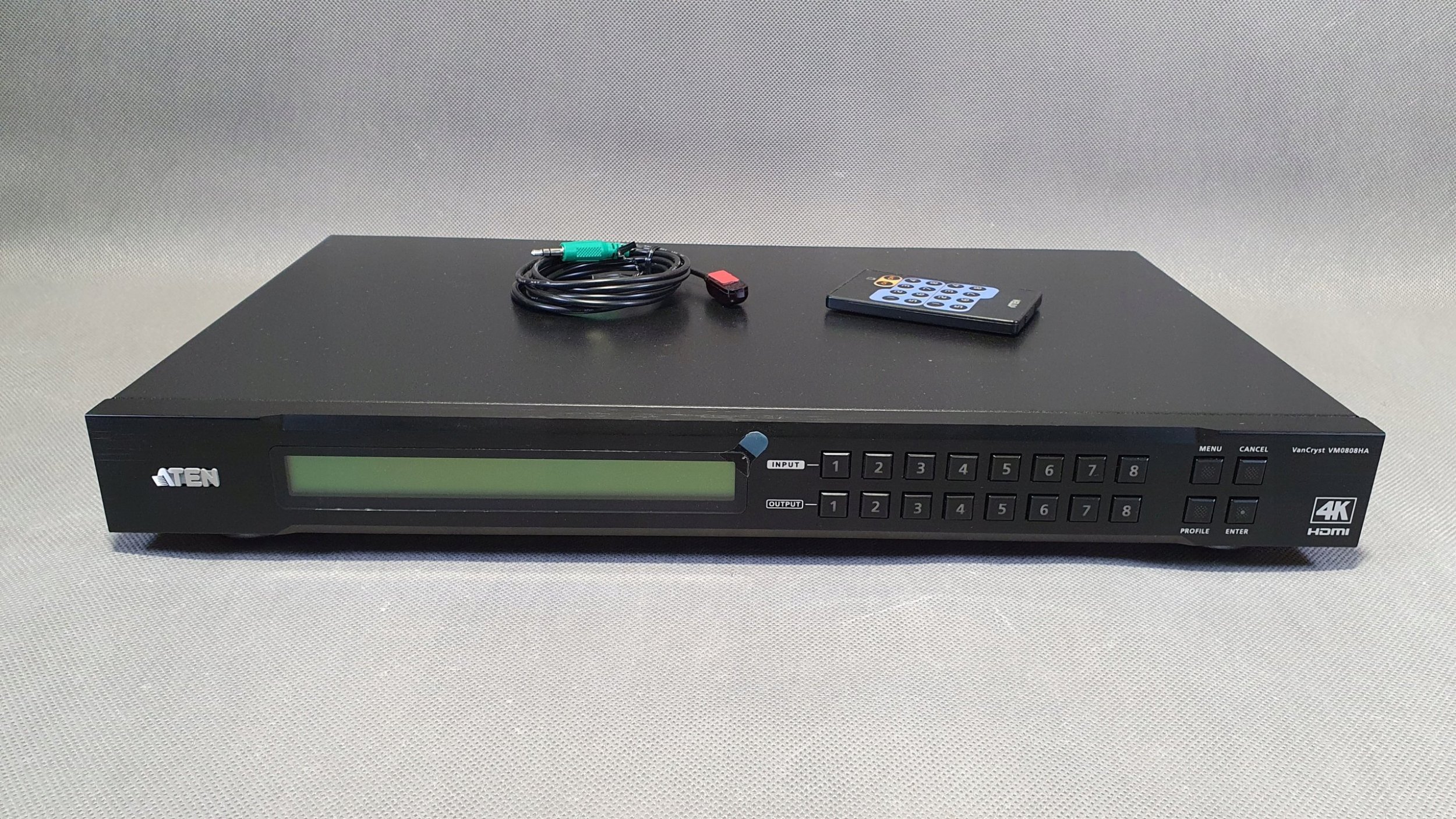 Ndarës HDMI Aten VM0808HB, 8x8, True 4K, i zi