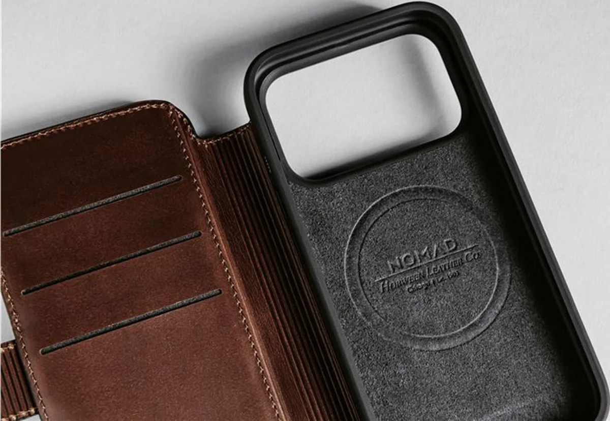 Këllëf folio Nomad Modern Leather, për iPhone 17 Pro, lëkurë Horween, kafe rustic