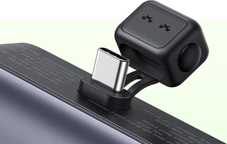 Powerbank UGREEN, 5000mAh, USB C i integruar, ekran dixhital, i zi