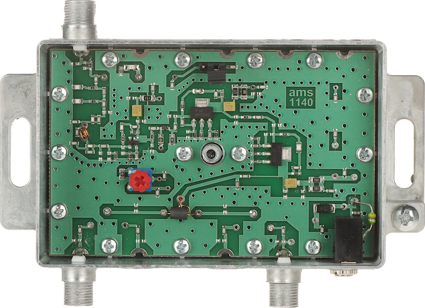 Amplifikator antene AMS AWS-1242, 1 hyrje 2 dalje, 87–790 MHz, gri