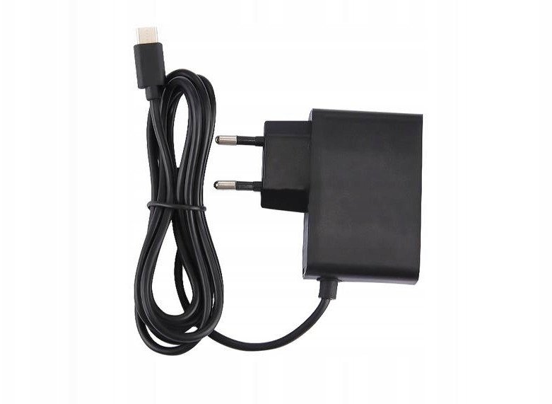 Полнач за струја LTC Fast Mains, USB C 5V 3A, кабел 1m, бел