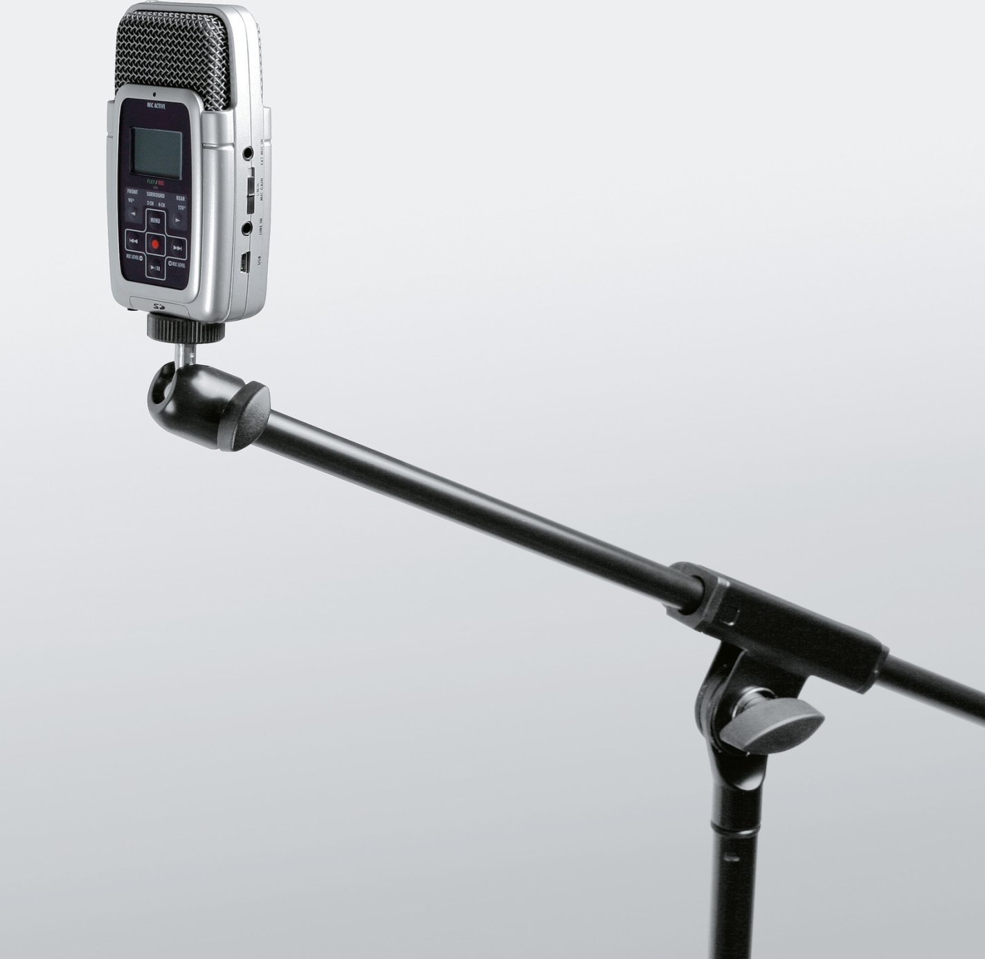 Универзален зглоб за микрофон König and Meyer 19695, со стандардни навои, метален, црн